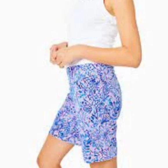 NWT Lilly Pulitzer Reid Short UPF 50+ - Picture 4 of 7